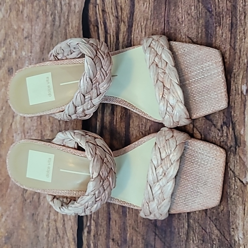 Dolce Vita Paily Raffia Heels - Picture 3 of 12